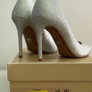 Michael Kors Silver Glitter Pointed Toe Stiletto Pumps
